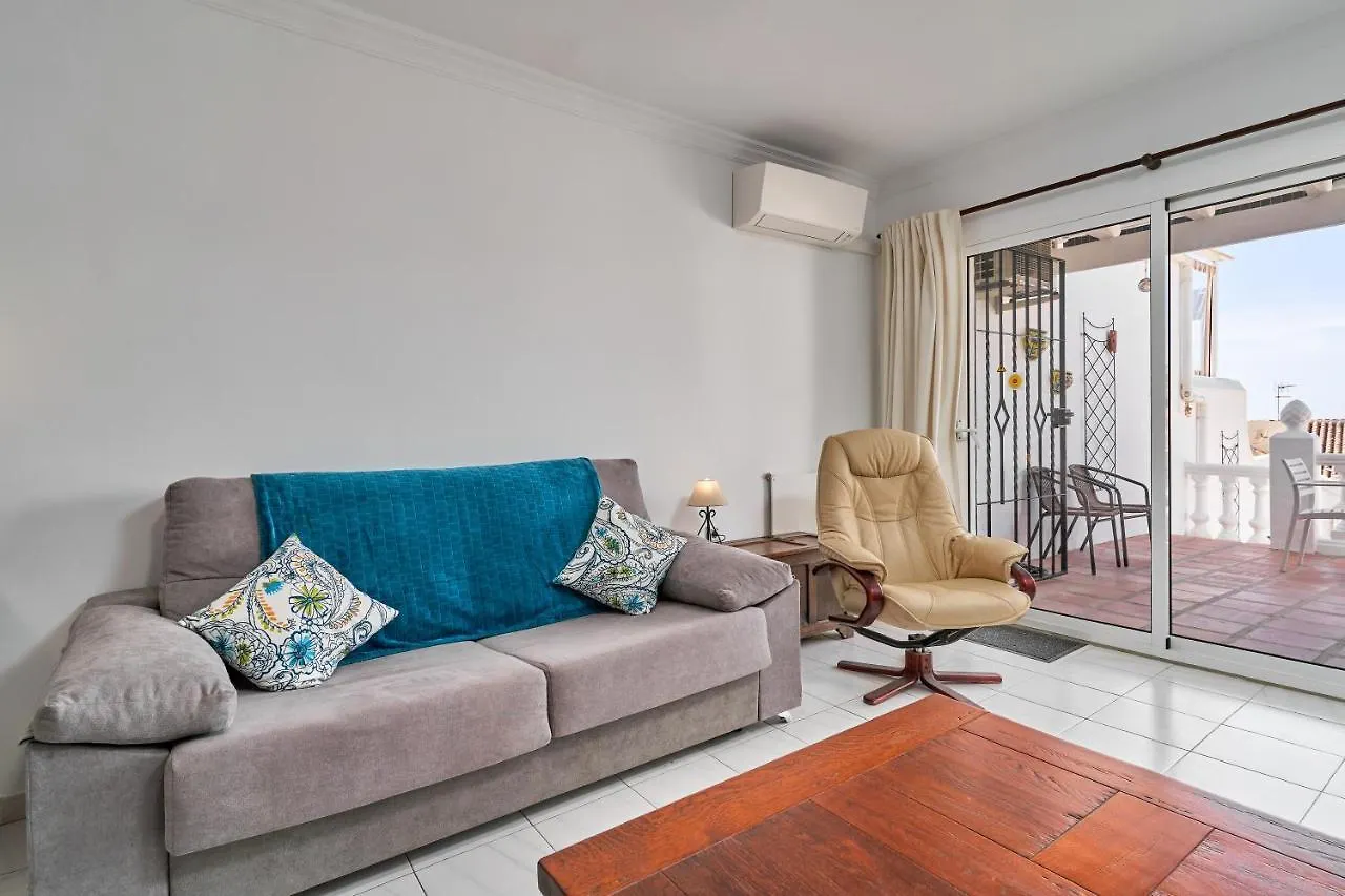 Tropicana Casa Verde 네르하